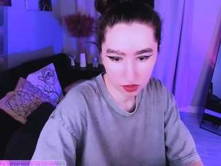 lilythompsonx's CamSoda show and profile