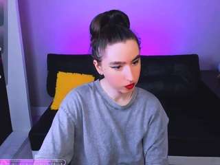 Ця модель зараз онлайн. lilythompsonx