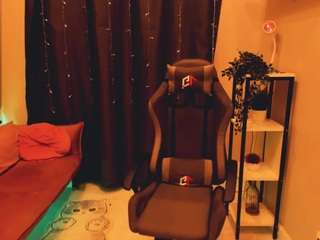 LilyThompsonX