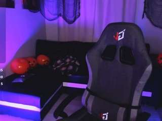 LilyThompsonX
