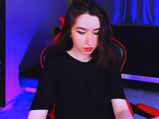 LilyThompsonX's Live Sex Cam Show