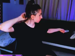LilyThompsonX's Live Sex Cam Show