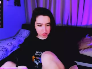 LilyThompsonX's Live Sex Cam Show