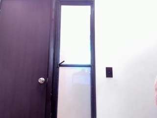 bonny26 live webcam show