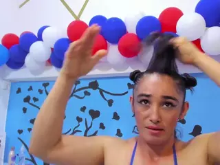 charlotte3's Live Sex Cam Show