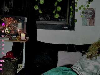  cute-melanie chat room