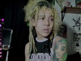 cute-melanie