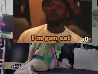  cute-melanie chat room