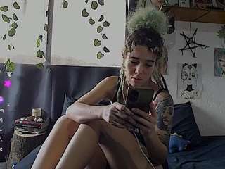  cute-melanie chat room