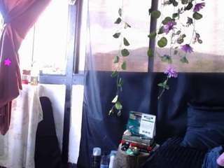 cute-melanie Live Webcam on CamSoda