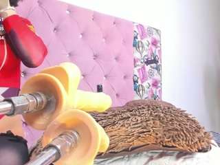 indiracollins Live Webcam on CamSoda