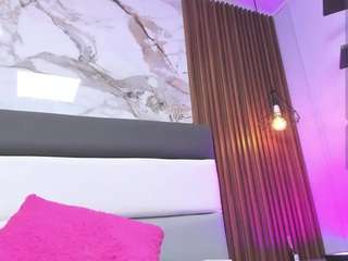 biancaroy live cam profile