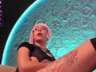 emma-nakamura Live Webcam on CamSoda