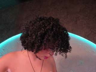 emma-nakamura webcam