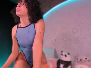  emma-nakamura chat room