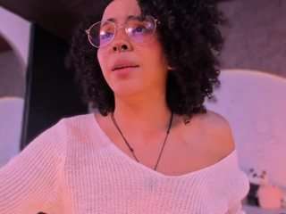 emma-nakamura webcam model