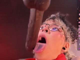 emma-nakamura webcam