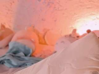 emma-nakamura Live Webcam on CamSoda