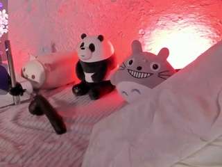 emma-nakamura webcam