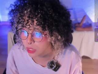 emma-nakamura webcam