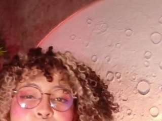 emma-nakamura Live Webcam on CamSoda