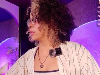 emma-nakamura webcam