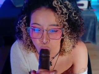 emma-nakamura Sex Cam Show