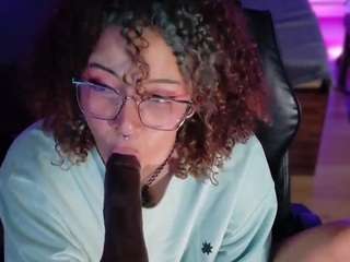 Emma nakamura live cam preview