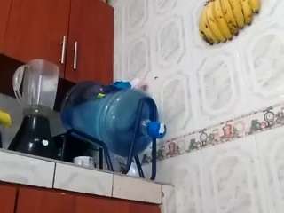 rubia_oficialmilf
