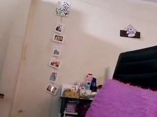 rubia_oficialmilf