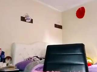 rubia_oficialmilf