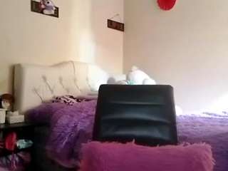 rubia_oficialmilf