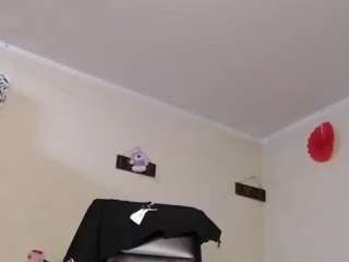 rubia_oficialmilf