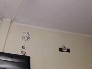 rubia_oficialmilf