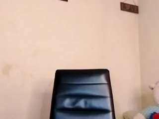 rubia_oficialmilf