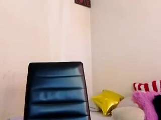 rubia_oficialmilf