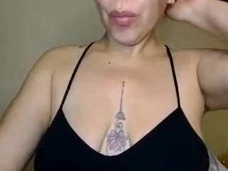 rubia_oficialmilf live webcam show