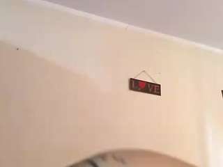 rubia_oficialmilf live webcam show