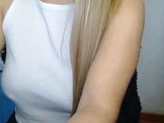 rubia_oficialmilf live cam preview