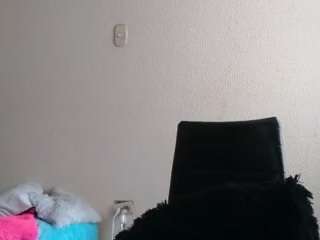 rubia_oficialmilf