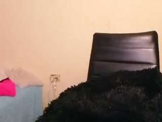 rubia_oficialmilf