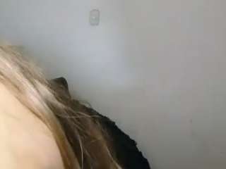 rubia_oficialmilf live cam preview
