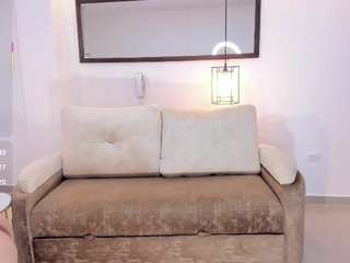 aida-adams live cam profile