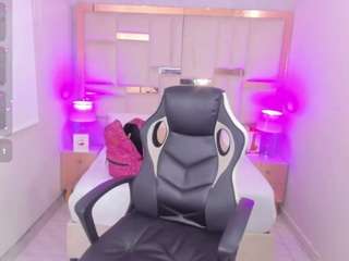 nikibryce