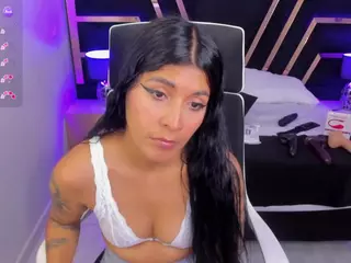 nikibryce's Live Sex Cam Show