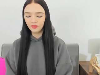 Live webcam model avacute on Soda Cams