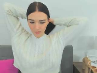 avacute Live Webcam on CamSoda