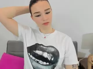 AvaCute's Live Sex Cam Show