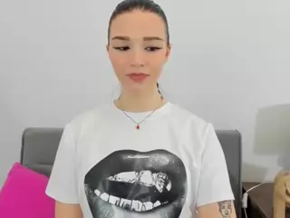 AvaCute's Live Sex Cam Show