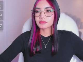 AzuraKindong live webcam show